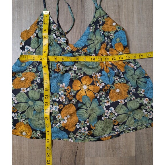 NWT Volcom Size M Cami Tank Top Floral Flowy Back Tie Boho Casual Beachy - Picture 12 of 12